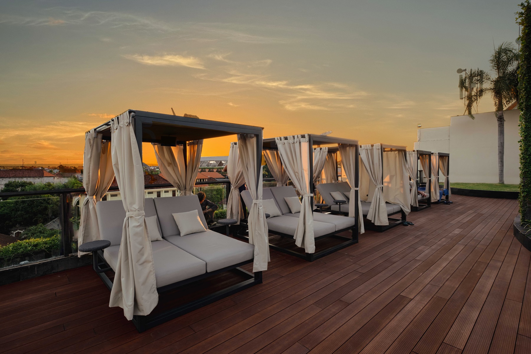 Four Points by Sheraton Bali, kuta Introduces Soirée Rooftop Pool & Bar