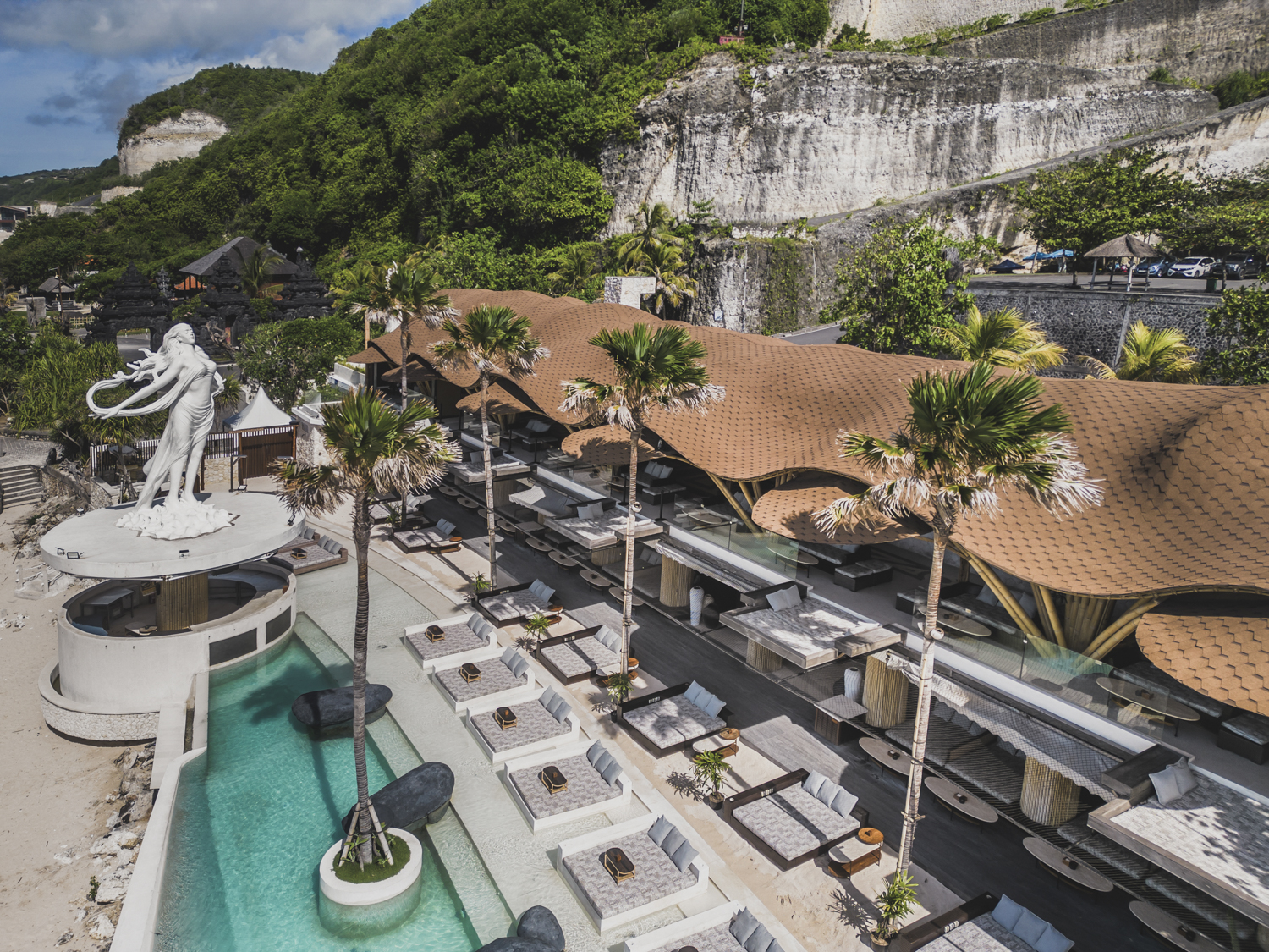 Discover the Must-Visit Paradise in Uluwatu: Tropical Temptation, World-Class Tribal Bohemian Beach Club