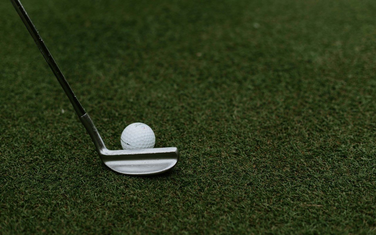 The Best Indoor Golf Simulators in Jakarta