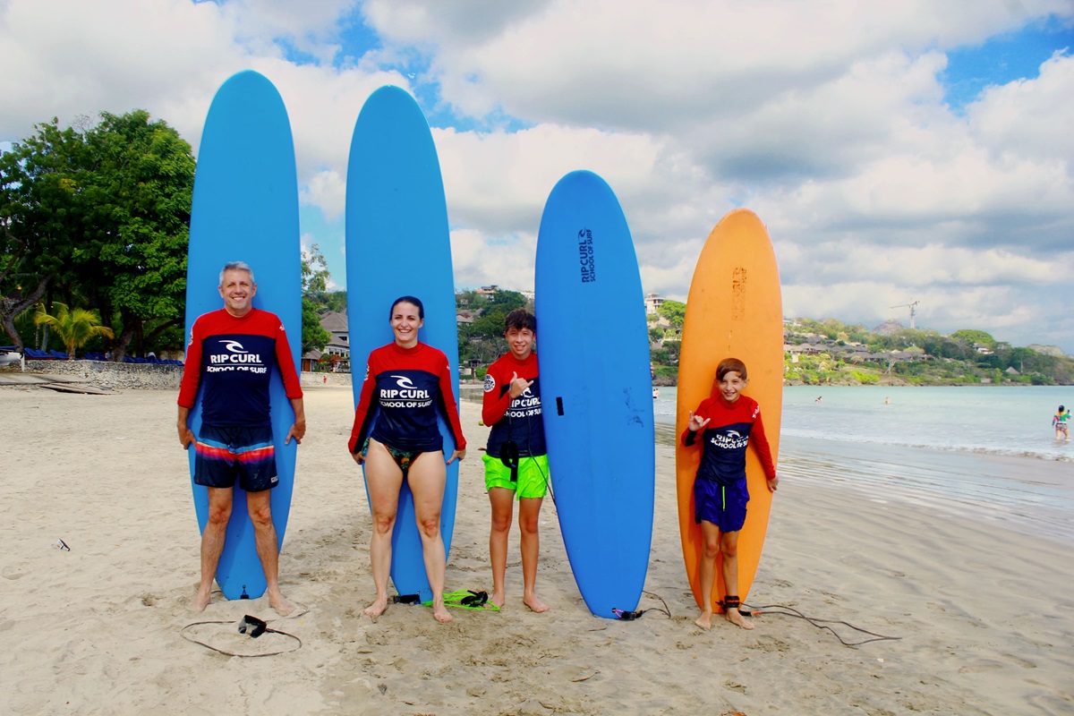 InterContinental Bali Resort Partners with Rip Curl for Premier Surf School