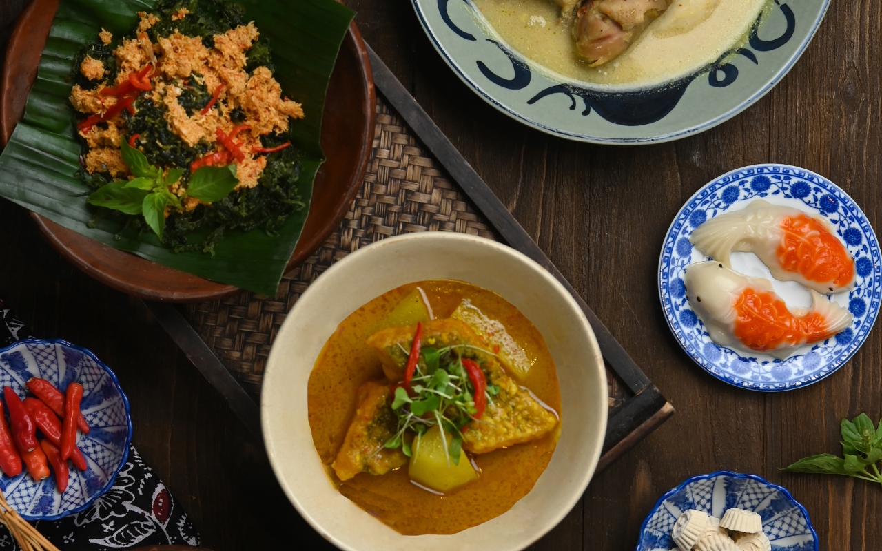 Lasem Dishes - The Dharmawangsa