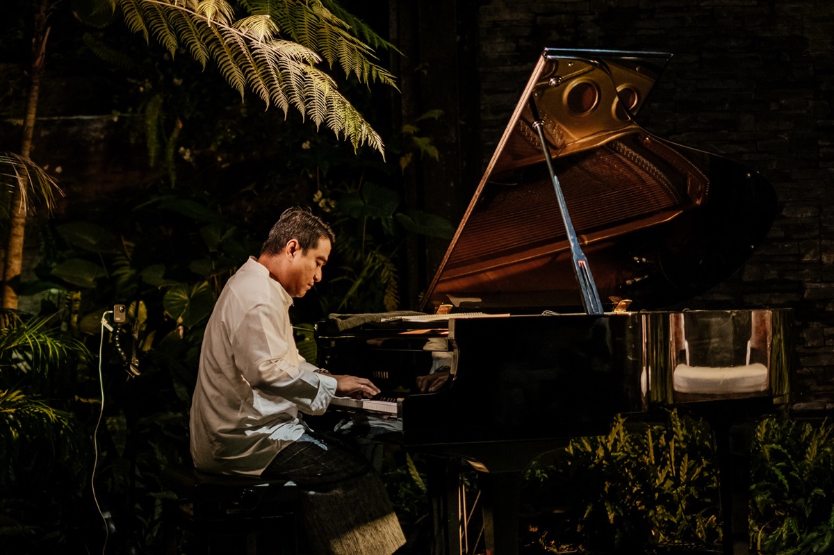 An Enchanting Evening at AMBAR: Moonlit Jazz and Poetry with Indra Lesmana & Eva Celia