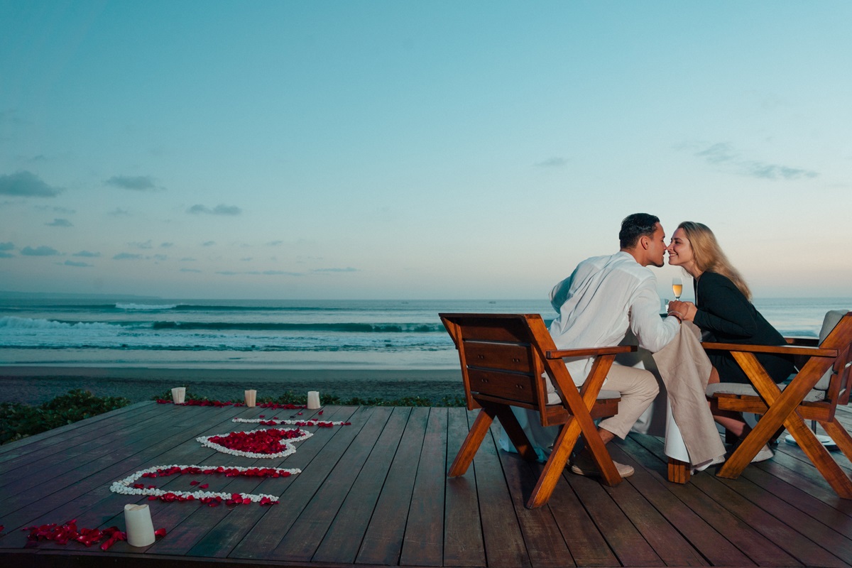 Swipe Right on Romance at W Bali – Seminyak