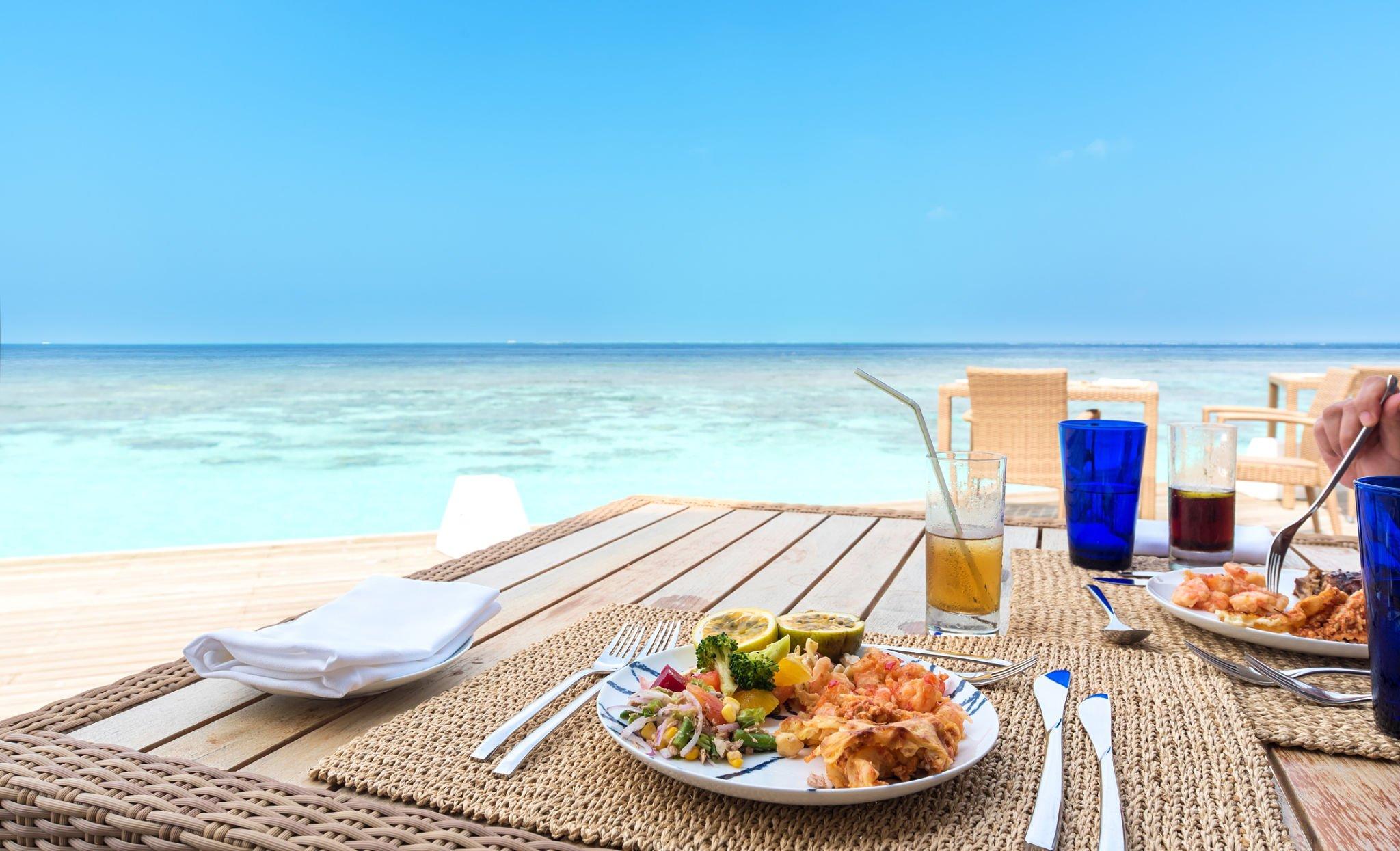 lunch on the beach