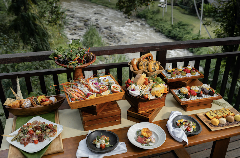 brunch buffet by riverside