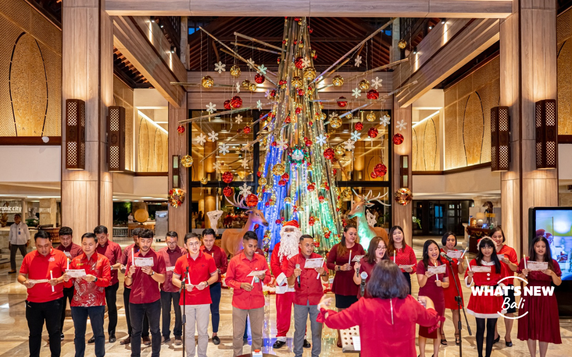 Brightening Spirits: Discovery Kartika Plaza Hotel, Kuta - Bali  Wraps Up Successful Christmas Tree Lighting Celebration 