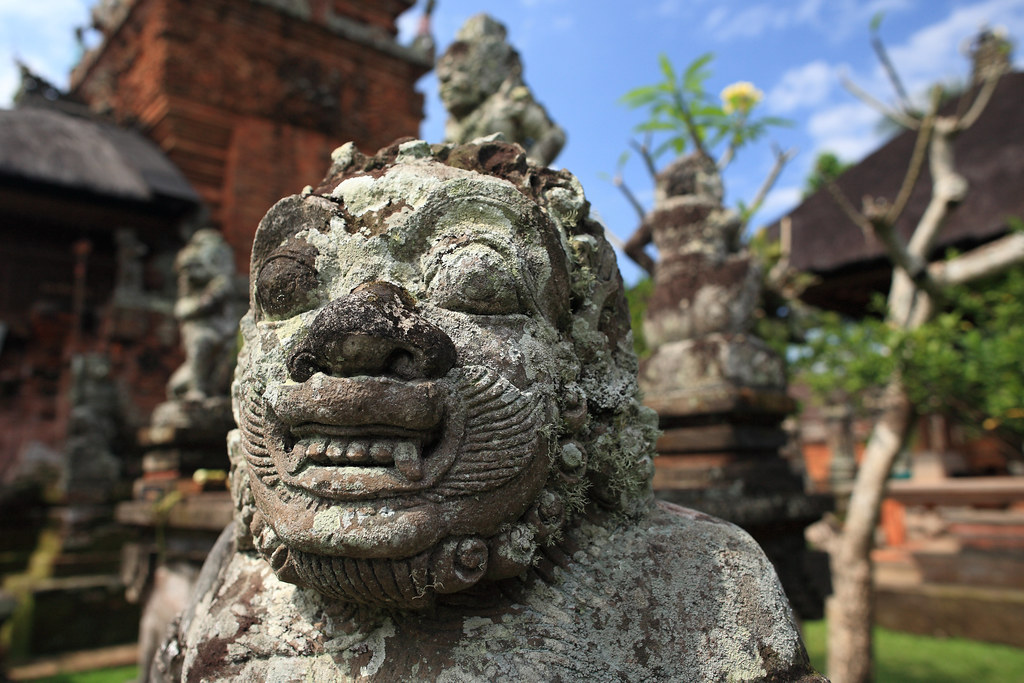 Ancient Statue of Pura Sada Kapal by Flickr