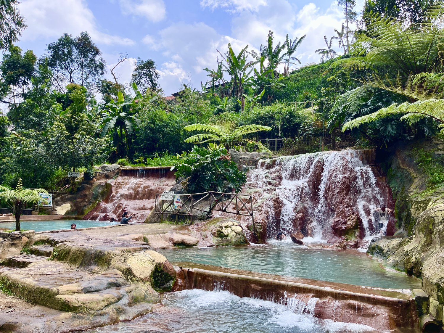 Cipanas Hot Spring