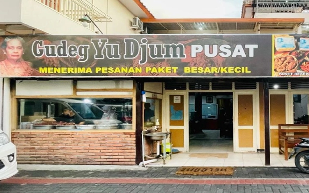 Gudeg Yu Djum