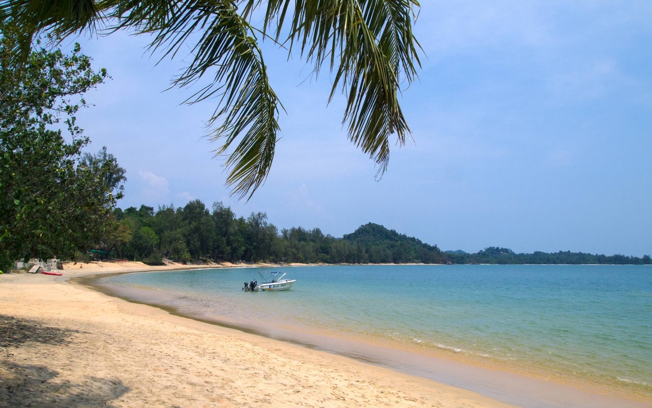 Best Beachy Honeymoon Spots in Southeast Asia