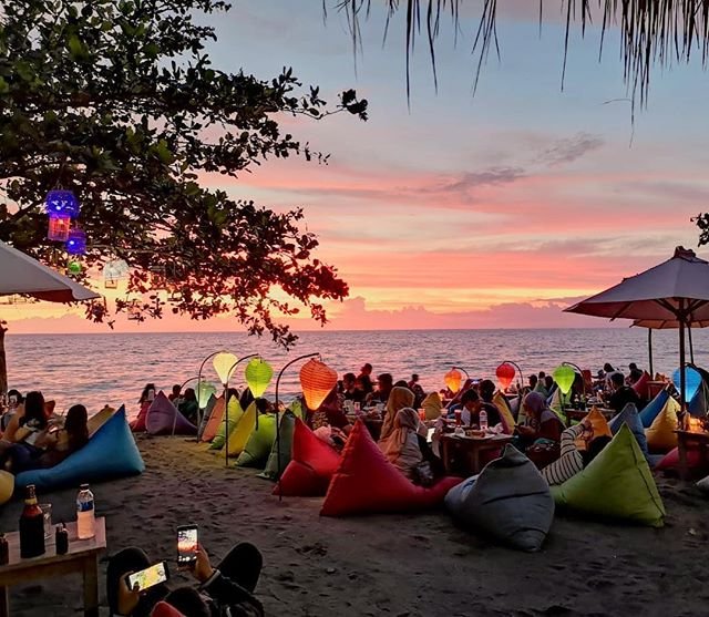 La Chill Lombok Best Restaurant & Bar