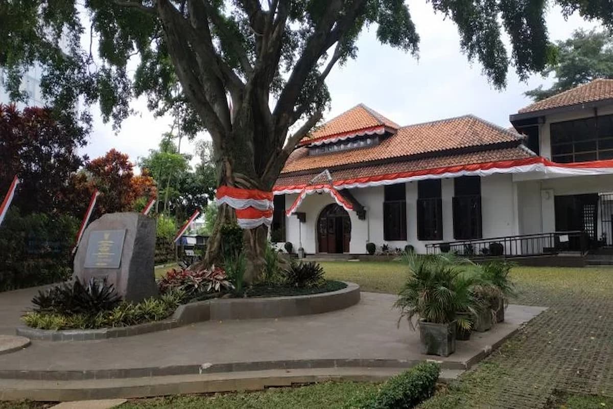 Must-Visit Historical Places in Bandung