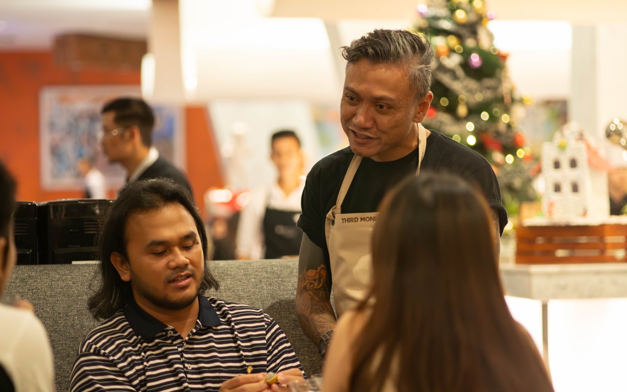 Pullman Jakarta Central Park Marks 13th Anniversary with a Culinary Journey Led by Chef Maxie Millian