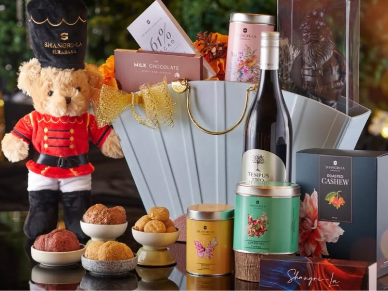 Shangri-La Christmas Hampers