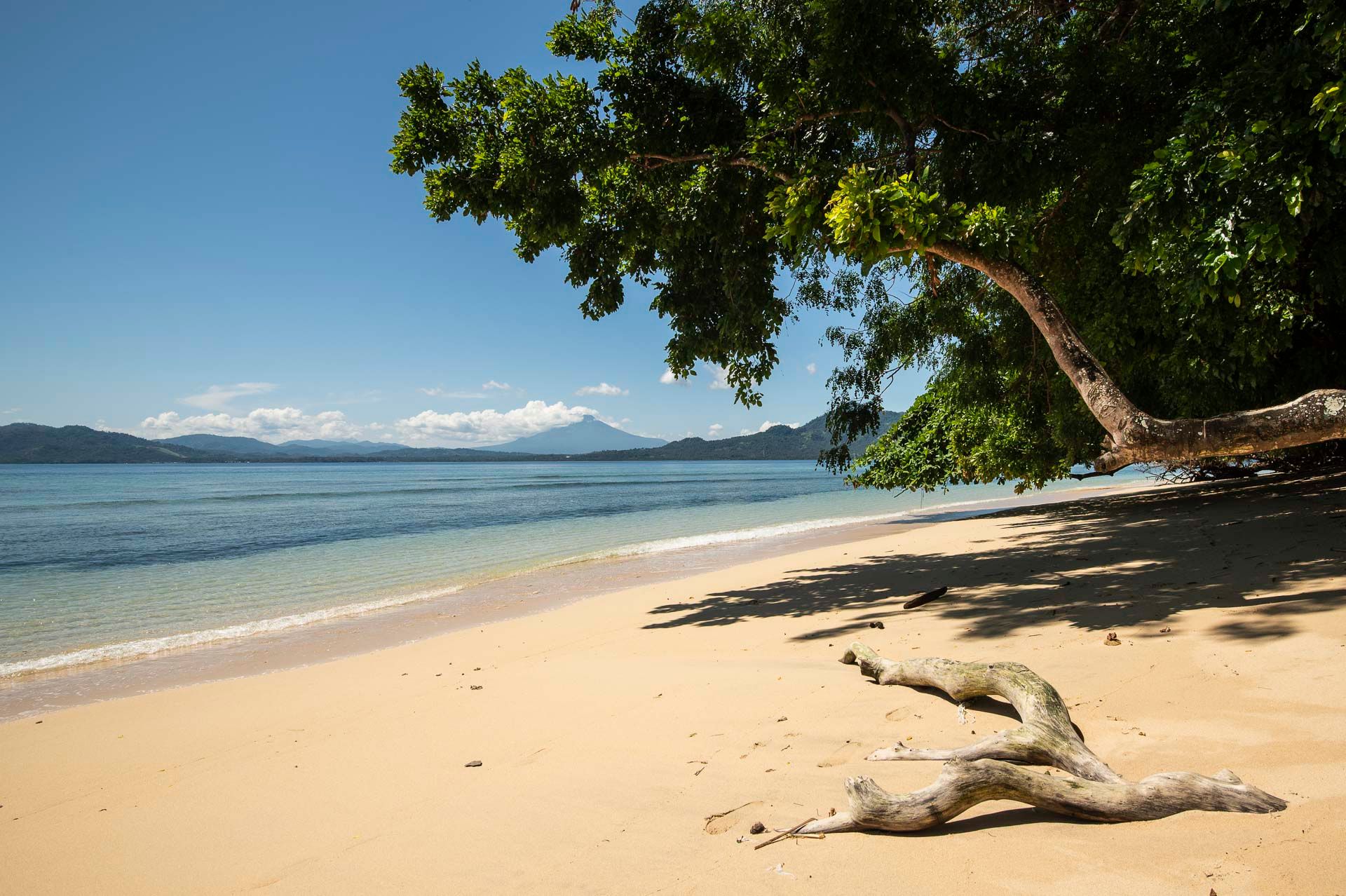 manado beach