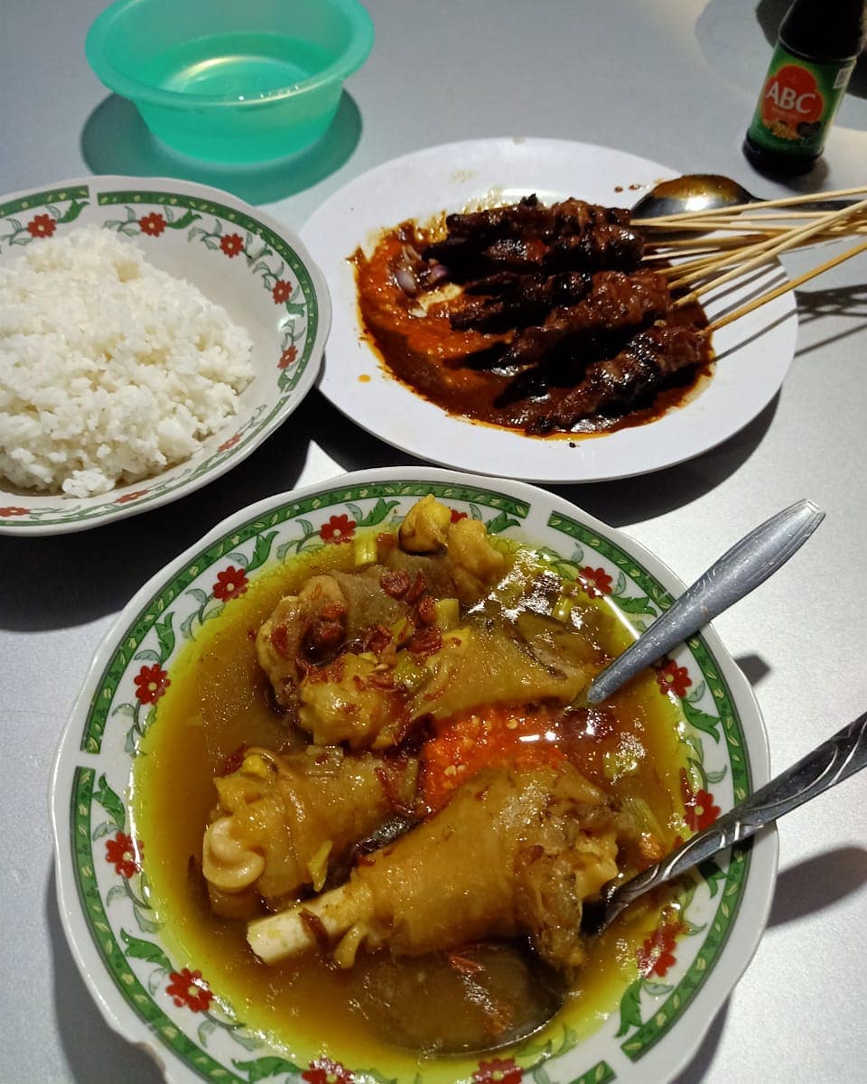 Sop Kikil Kambing Pak Ali