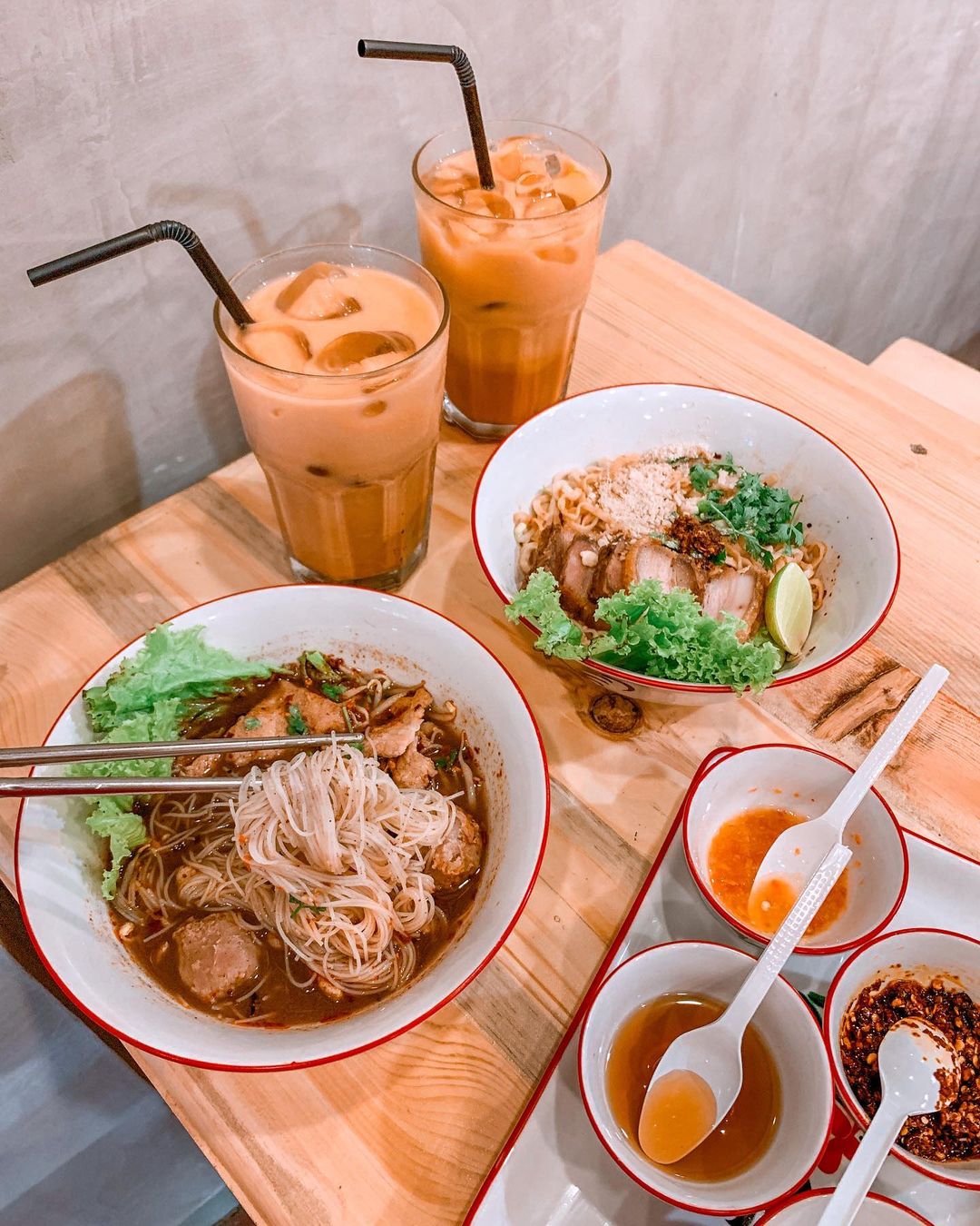 Tha Chang Boat Noodle