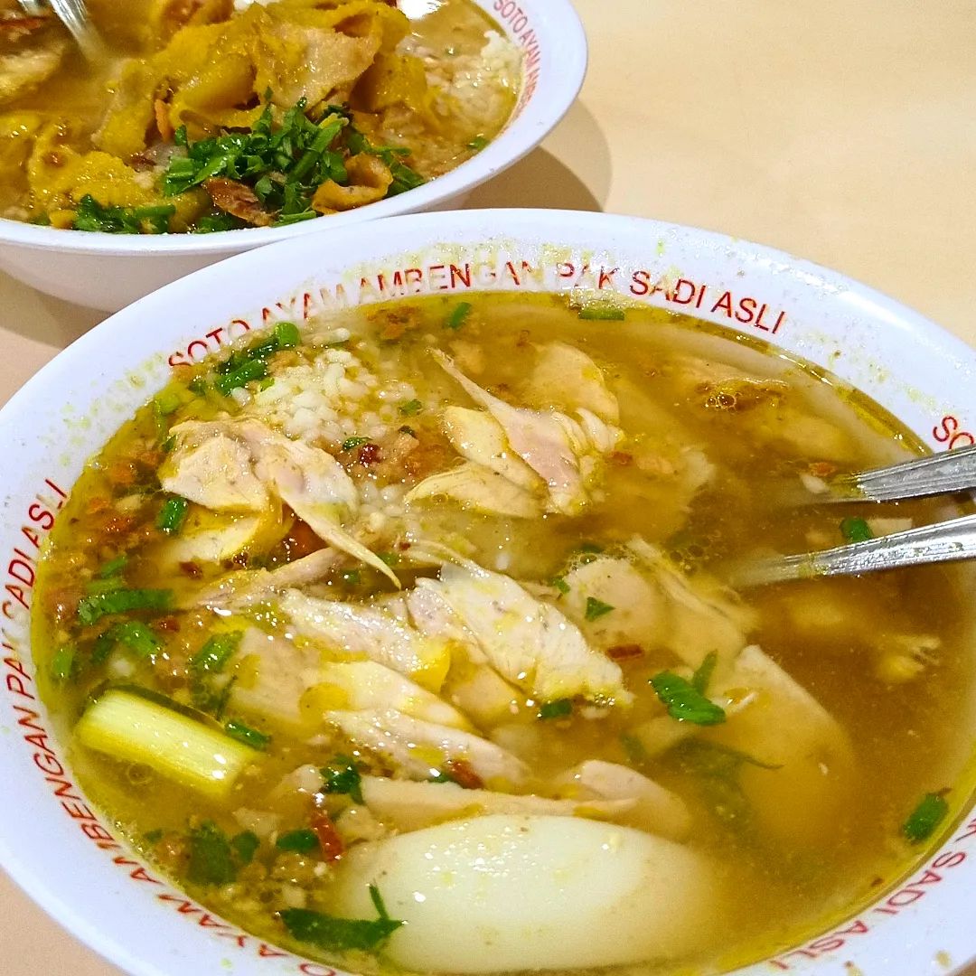 Soto Ayam Ambengan Pak Sadi