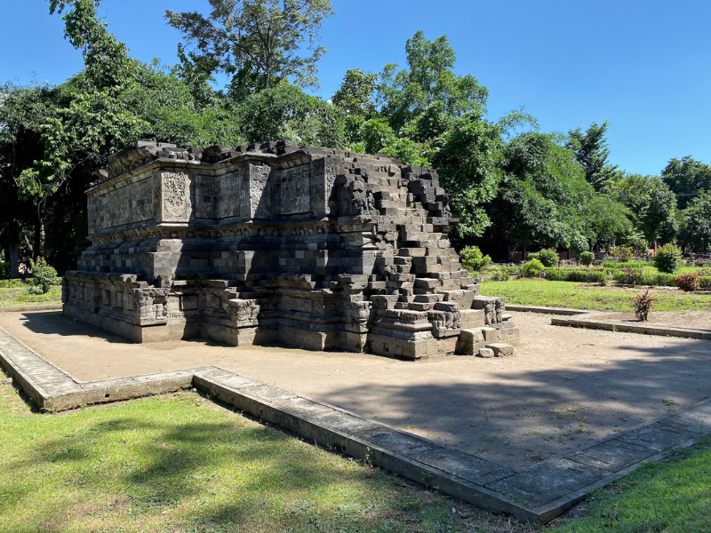 Surawana Temple