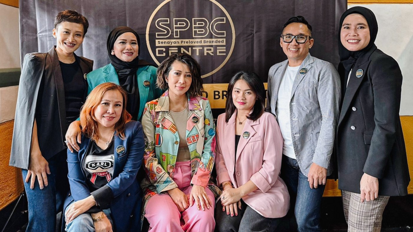 Senayan Preloved Branded Centre