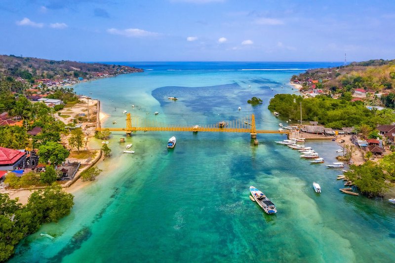 The Famous Yellow Bridge connecting Lembongan to Nusa Ceningan