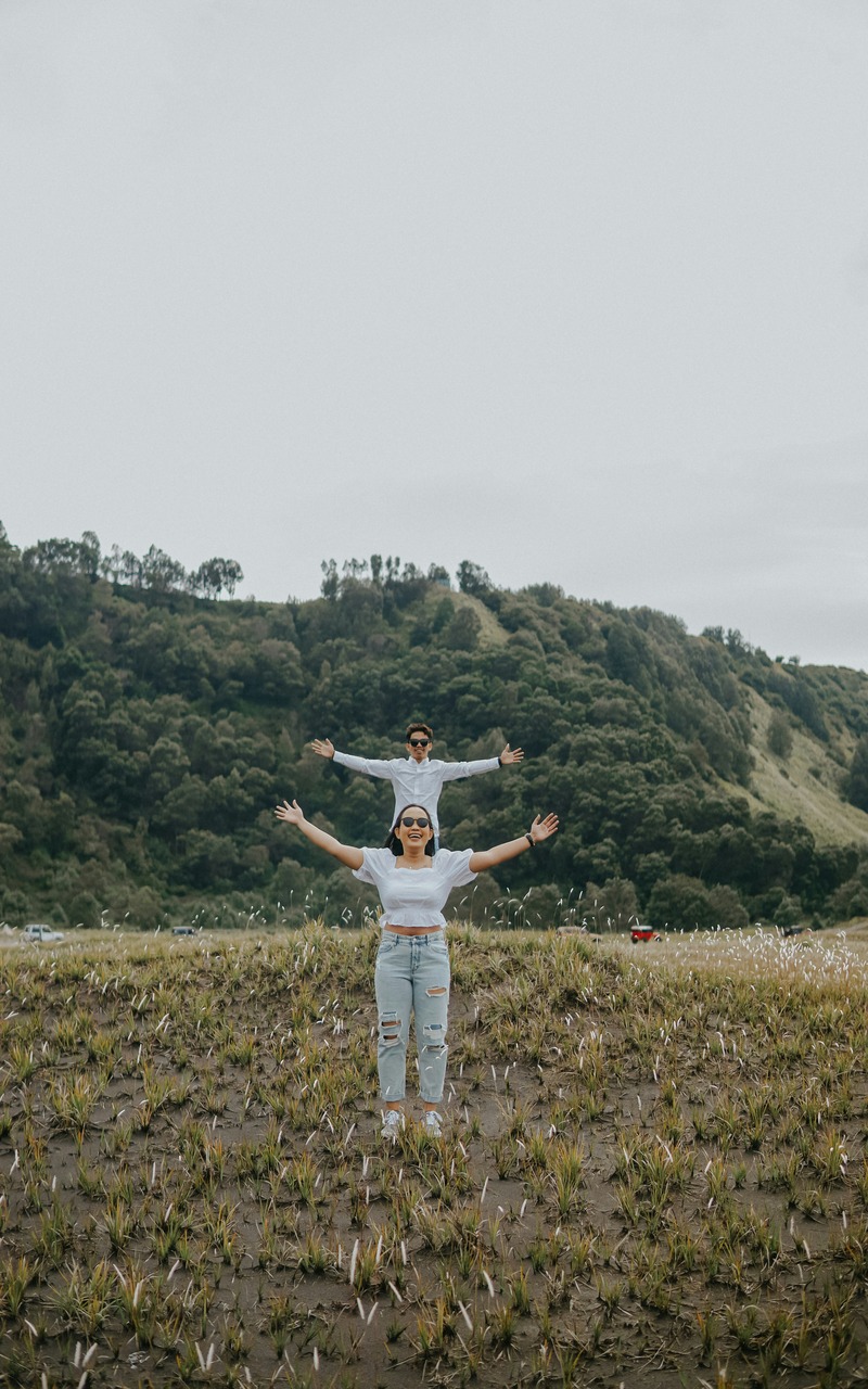 Bromo To Do: Teletubbies Hill Savannah