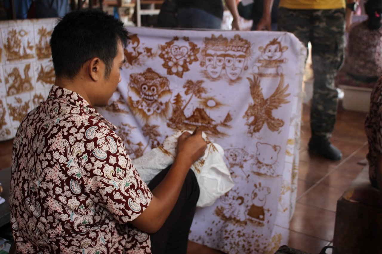 bali bidadari batik