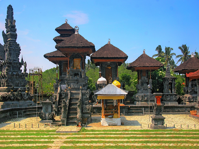 Pura Perancak 3