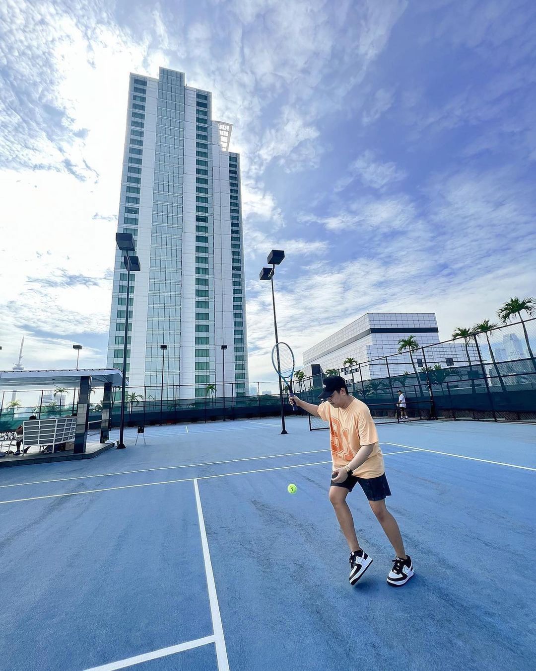 Best Tennis Courts Within Jakarta Hotels 