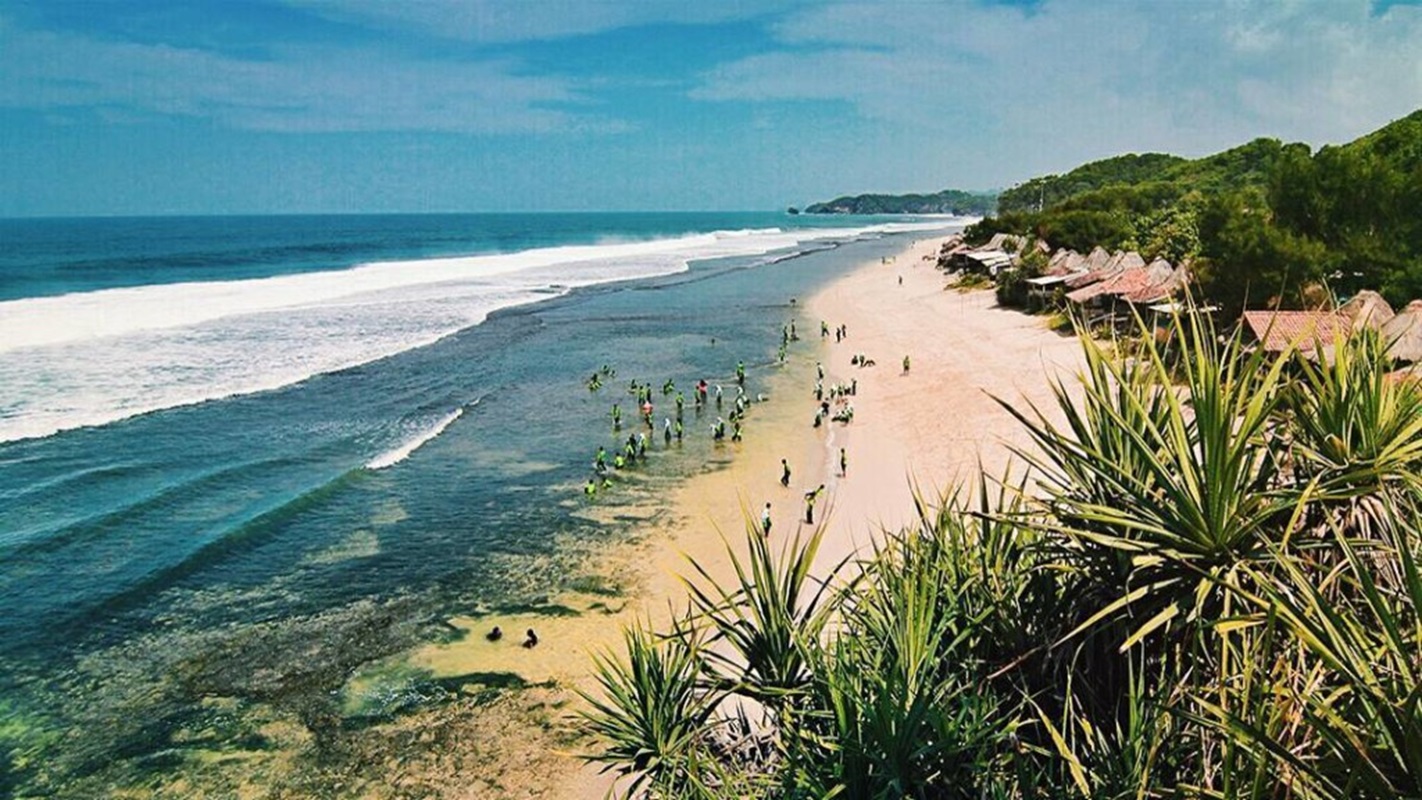 Sepanjang Beach