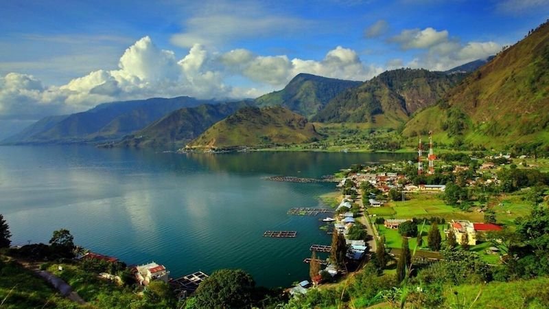 lake toba