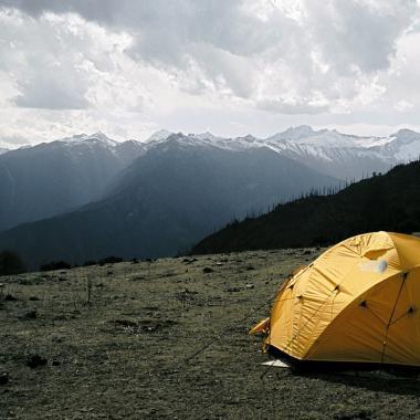 High-Altitude Adventure Meets Luxury: COMO Uma Bhutan’s Unforgettable Camping Excursions