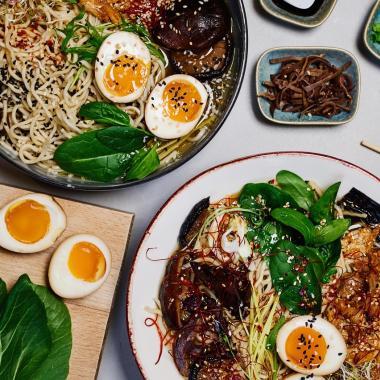 two_of_delicious_ramen_bowls