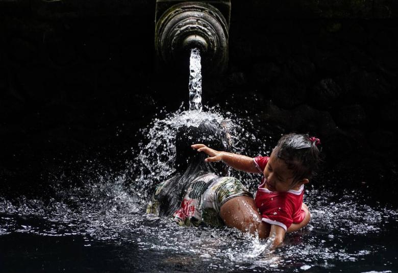 From Water to Wisdom: The Profound Meaning of Banyu Pinaruh Ceremony