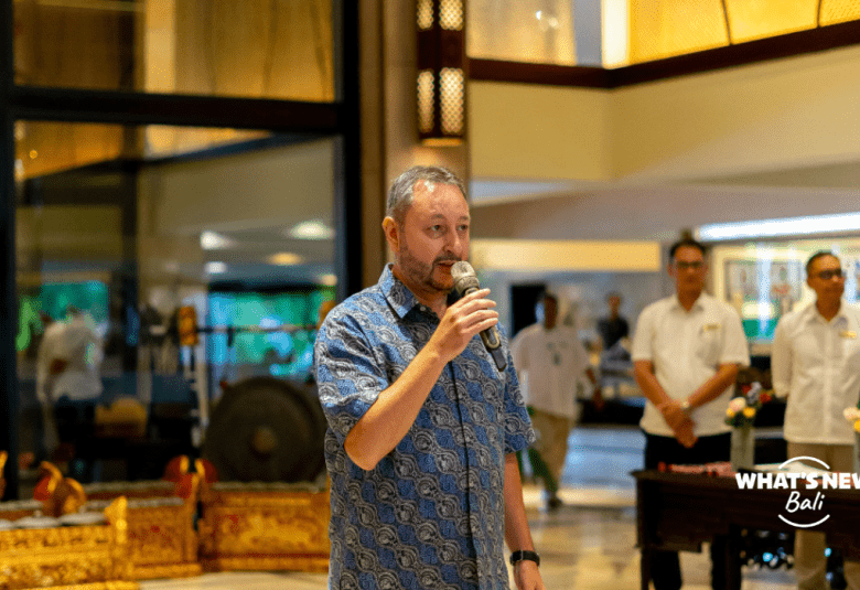 Brightening Spirits: Discovery Kartika Plaza Hotel, Kuta - Bali  Wraps Up Successful Christmas Tree Lighting Celebration 