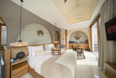 Honeymoon_Bliss_Awaits_at_Renovated_Astera_Villa_Seminyak