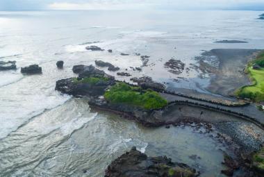 Wind, Waves and Whisper: The Hidden Mystical Charm of Pura Batu Ngaus