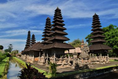 Timeless Grand Edifice: Pura Taman Ayun Royal Temple